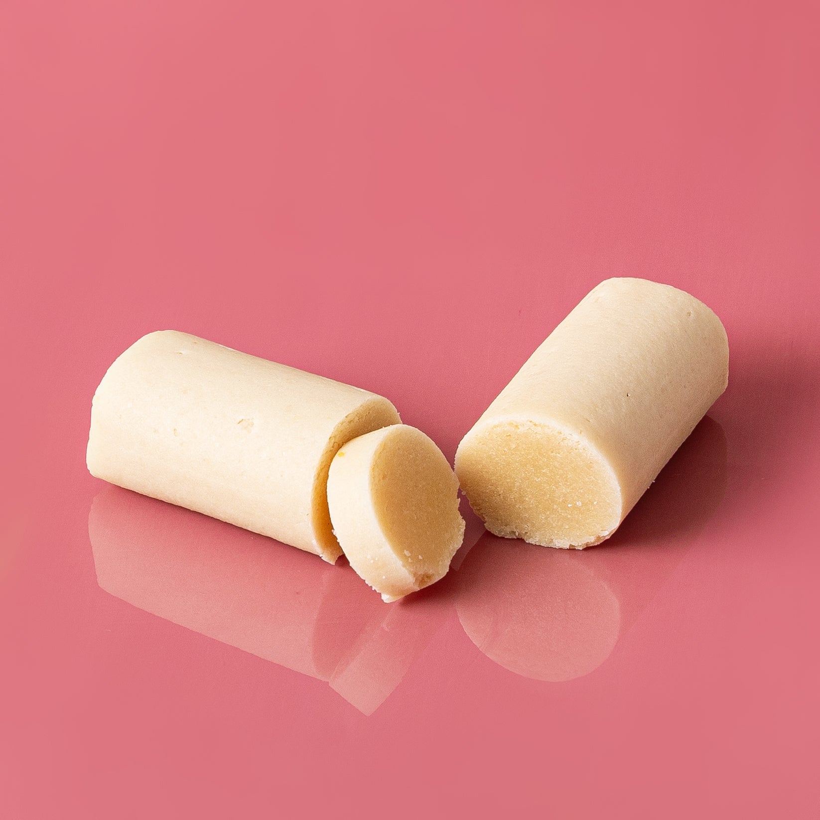 Plain Marzipan Log (82g)